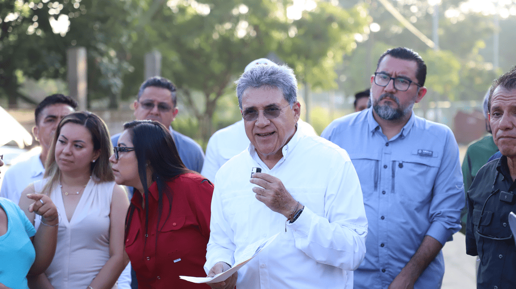 Fortalece Armando Martínez el bienestar social