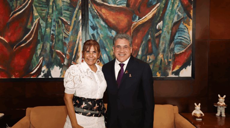 Sector aduanero, pilar del desarrollo3