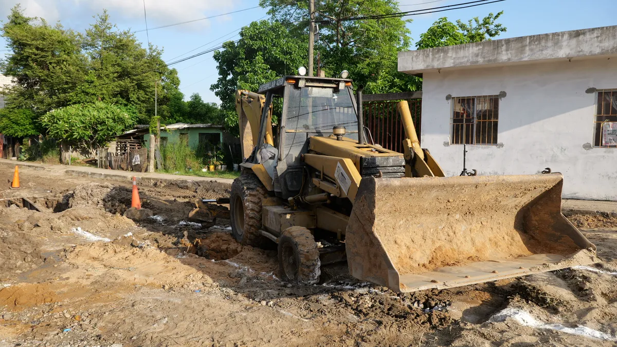 arranque de pavimentacion estafiate