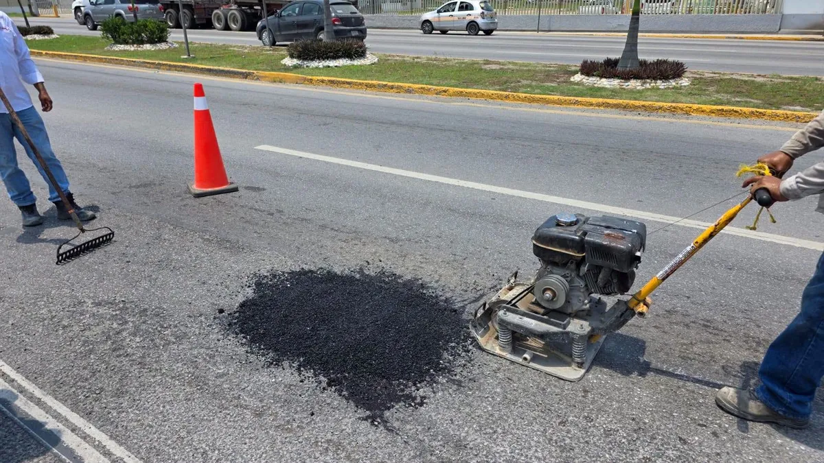 bacheo av.indusria2